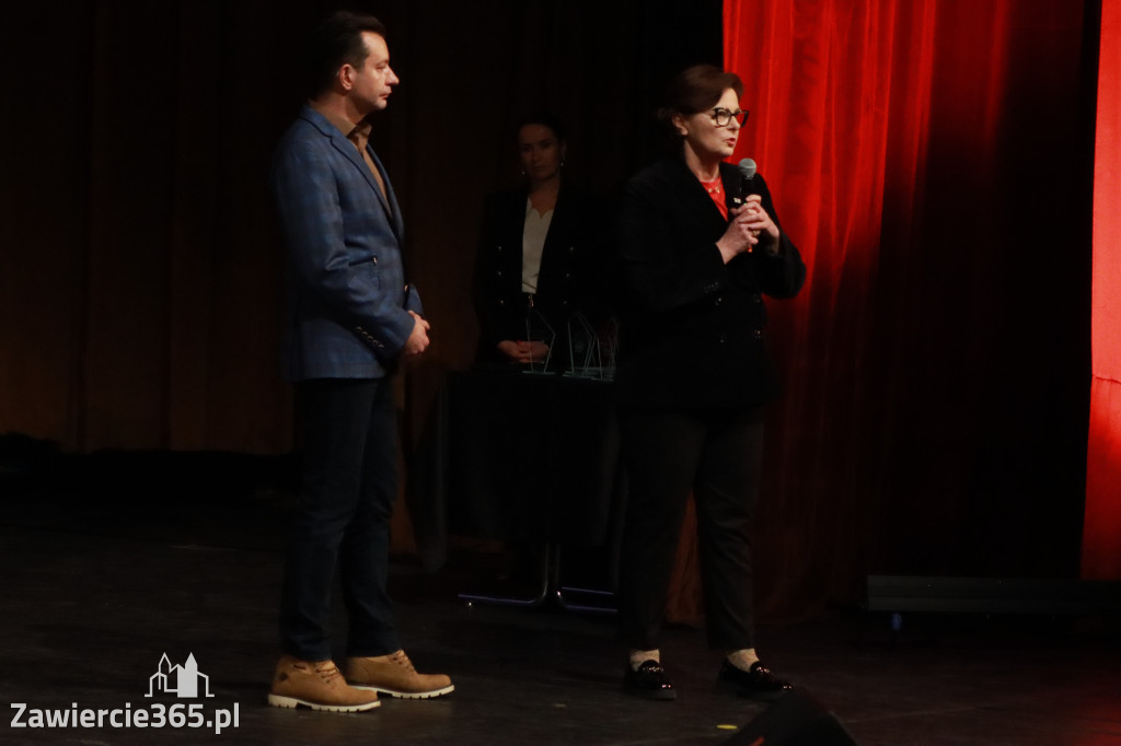 Fotorelacja: POKONAĆ BARIERY - Razem możemy więcej w MOK Zawiercie