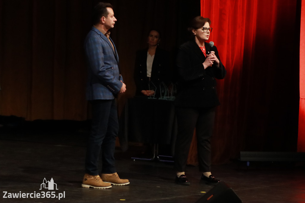 Fotorelacja: POKONAĆ BARIERY - Razem możemy więcej w MOK Zawiercie