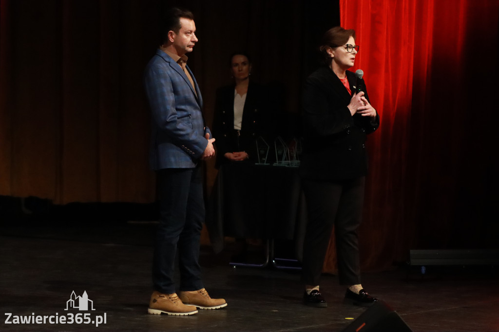 Fotorelacja: POKONAĆ BARIERY - Razem możemy więcej w MOK Zawiercie