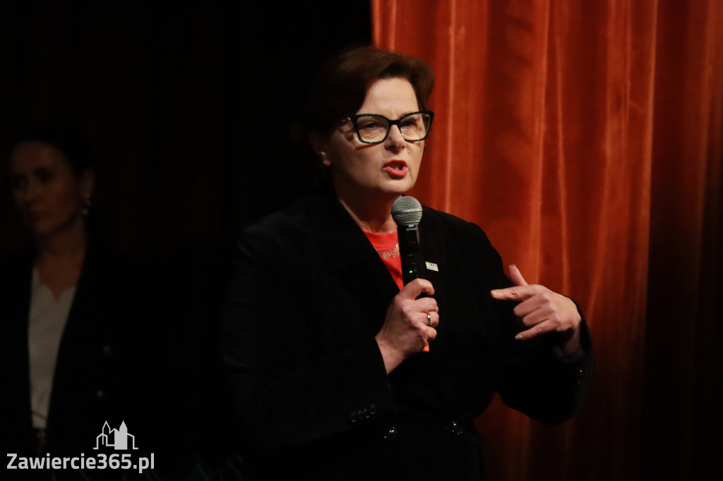 Fotorelacja: POKONAĆ BARIERY - Razem możemy więcej w MOK Zawiercie