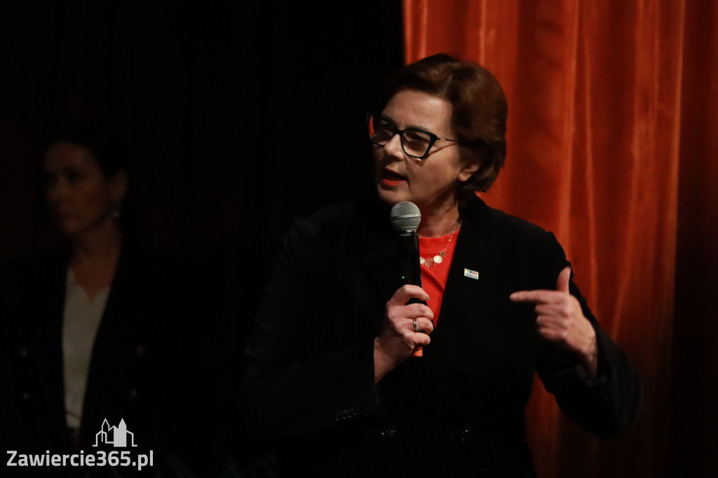 Fotorelacja: POKONAĆ BARIERY - Razem możemy więcej w MOK Zawiercie