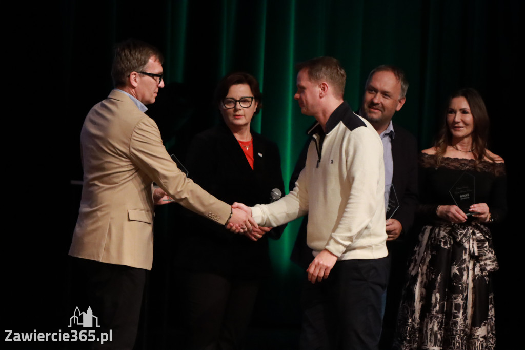 Fotorelacja: POKONAĆ BARIERY - Razem możemy więcej w MOK Zawiercie