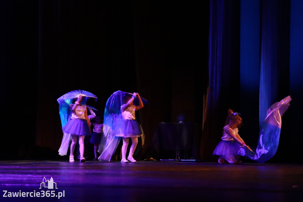 Fotorelacja: POKONAĆ BARIERY - Razem możemy więcej w MOK Zawiercie