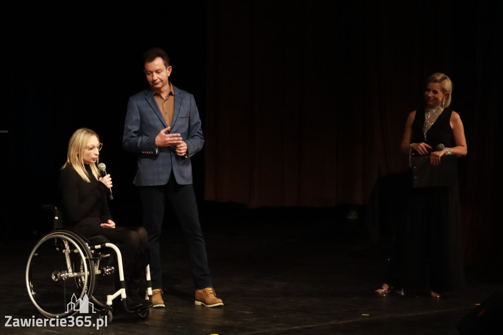 Fotorelacja: POKONAĆ BARIERY - Razem możemy więcej w MOK Zawiercie