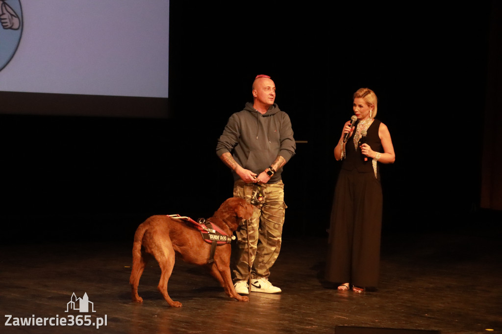 Fotorelacja: POKONAĆ BARIERY - Razem możemy więcej w MOK Zawiercie