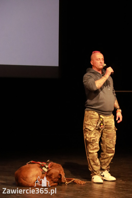 Fotorelacja: POKONAĆ BARIERY - Razem możemy więcej w MOK Zawiercie