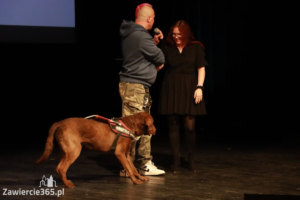 Fotorelacja: POKONAĆ BARIERY - Razem możemy więcej w MOK Zawiercie