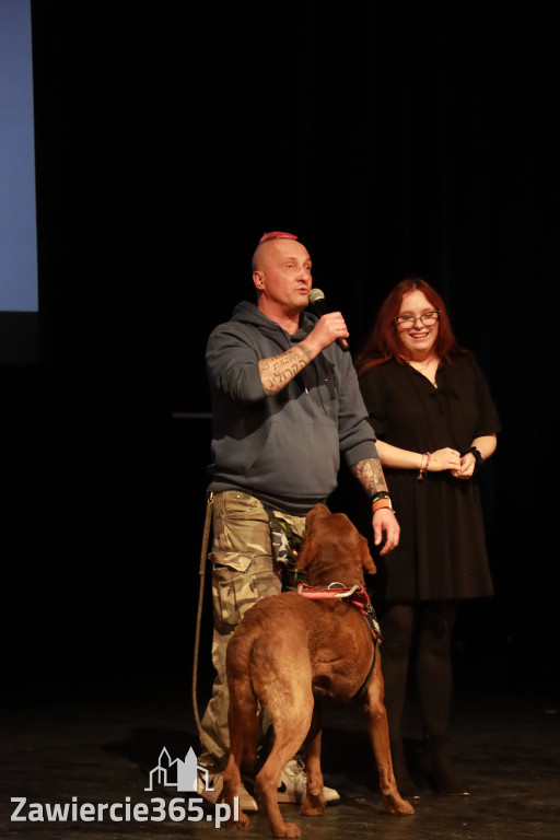 Fotorelacja: POKONAĆ BARIERY - Razem możemy więcej w MOK Zawiercie