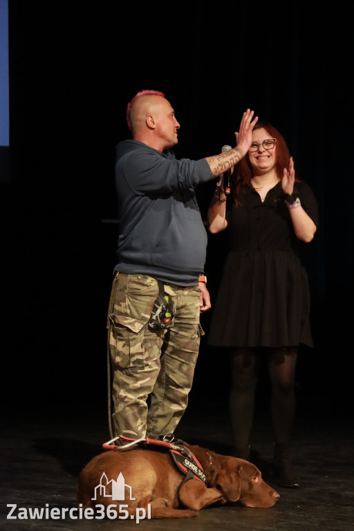 Fotorelacja: POKONAĆ BARIERY - Razem możemy więcej w MOK Zawiercie