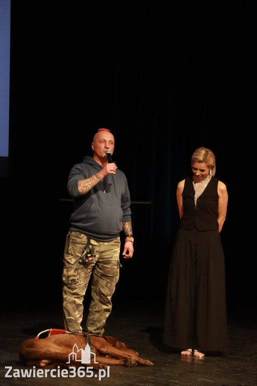 Fotorelacja: POKONAĆ BARIERY - Razem możemy więcej w MOK Zawiercie