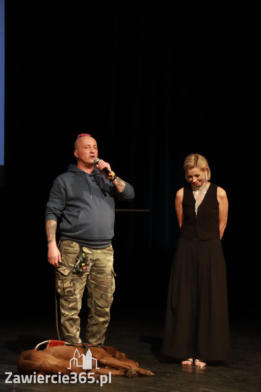 Fotorelacja: POKONAĆ BARIERY - Razem możemy więcej w MOK Zawiercie