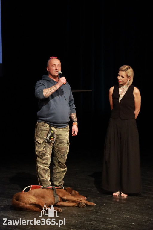 Fotorelacja: POKONAĆ BARIERY - Razem możemy więcej w MOK Zawiercie