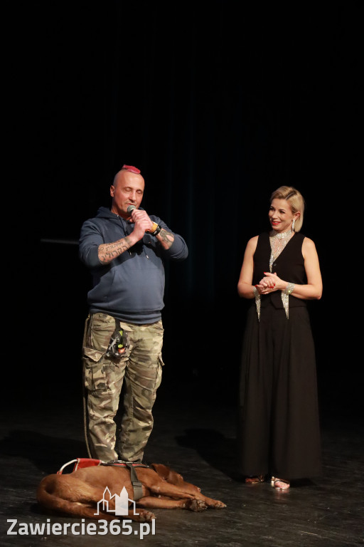 Fotorelacja: POKONAĆ BARIERY - Razem możemy więcej w MOK Zawiercie