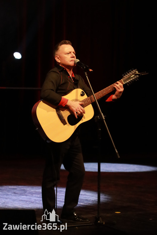 Fotorelacja: POKONAĆ BARIERY - Razem możemy więcej w MOK Zawiercie