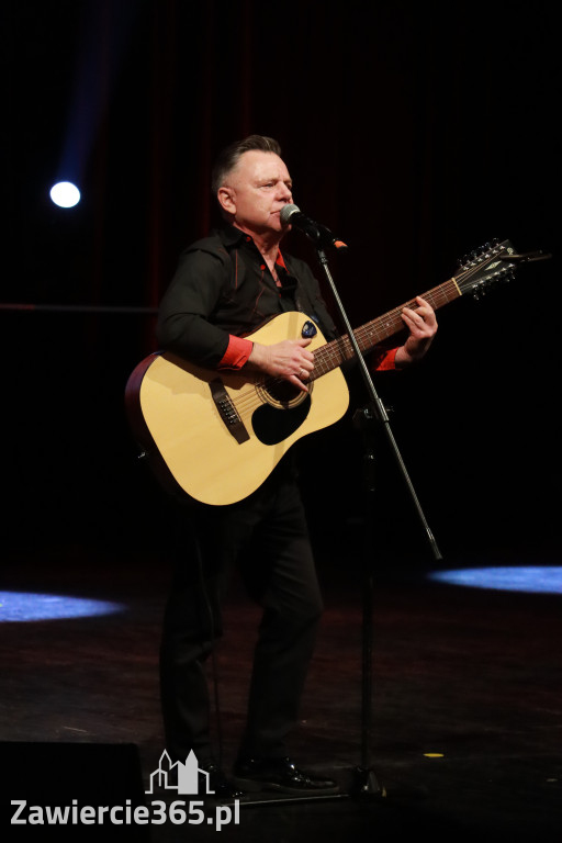 Fotorelacja: POKONAĆ BARIERY - Razem możemy więcej w MOK Zawiercie