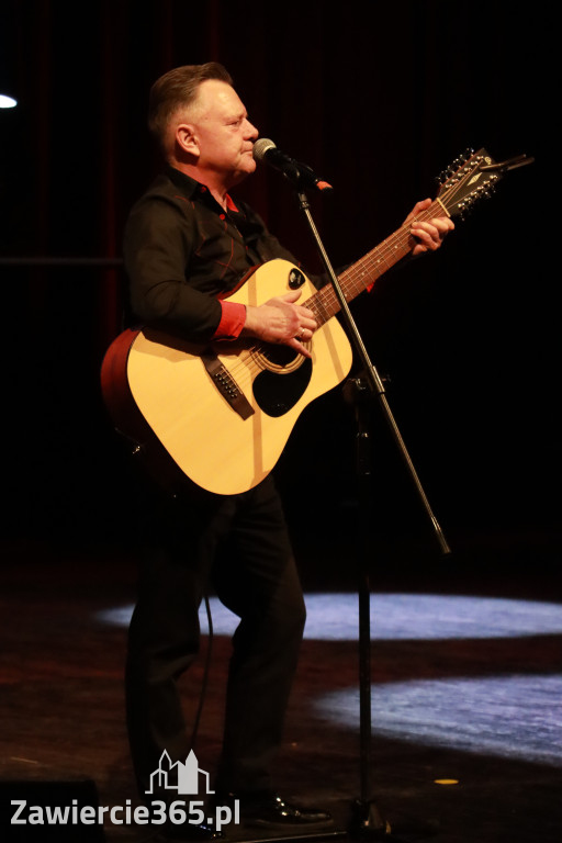 Fotorelacja: POKONAĆ BARIERY - Razem możemy więcej w MOK Zawiercie