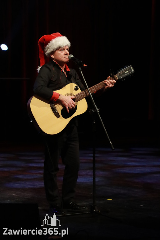 Fotorelacja: POKONAĆ BARIERY - Razem możemy więcej w MOK Zawiercie