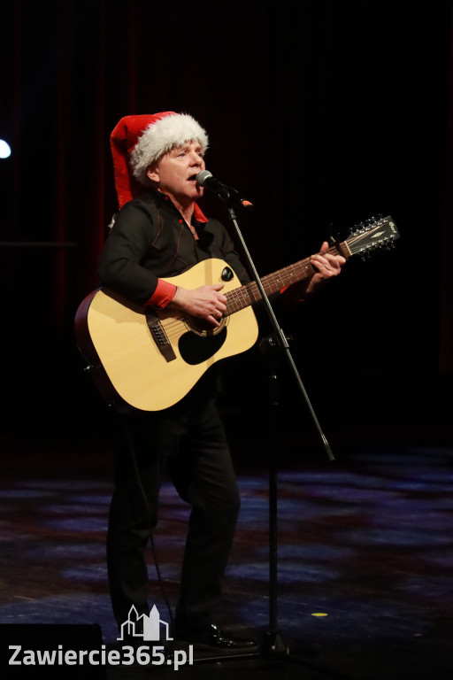 Fotorelacja: POKONAĆ BARIERY - Razem możemy więcej w MOK Zawiercie