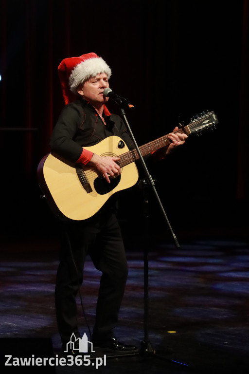 Fotorelacja: POKONAĆ BARIERY - Razem możemy więcej w MOK Zawiercie