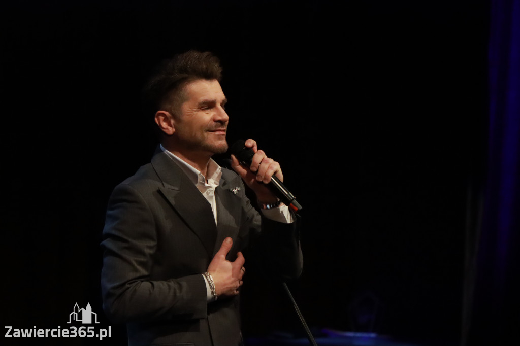 Fotorelacja: POKONAĆ BARIERY - Razem możemy więcej w MOK Zawiercie