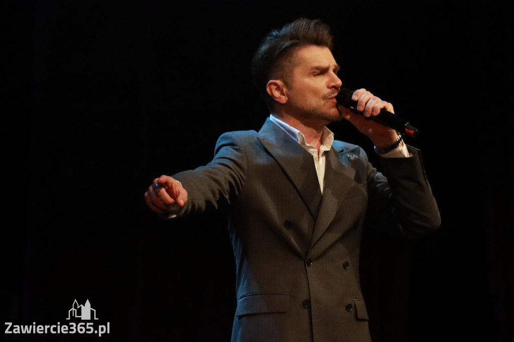 Fotorelacja: POKONAĆ BARIERY - Razem możemy więcej w MOK Zawiercie