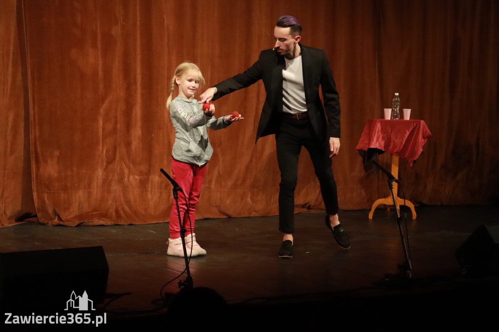 Fotorelacja I: Mikołajki Mok Zawiercie - Paweł Kwiecień Małe Zawiercie i Chór Tutti