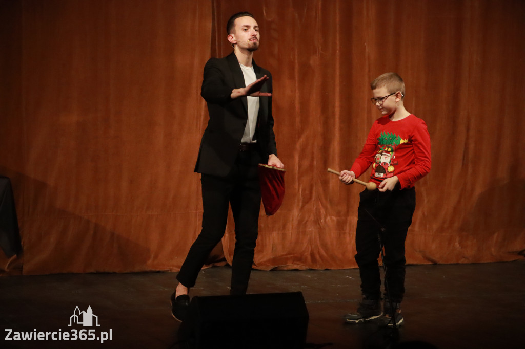 Fotorelacja I: Mikołajki Mok Zawiercie - Paweł Kwiecień Małe Zawiercie i Chór Tutti