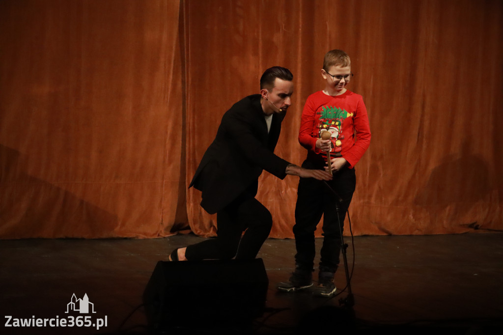 Fotorelacja I: Mikołajki Mok Zawiercie - Paweł Kwiecień Małe Zawiercie i Chór Tutti