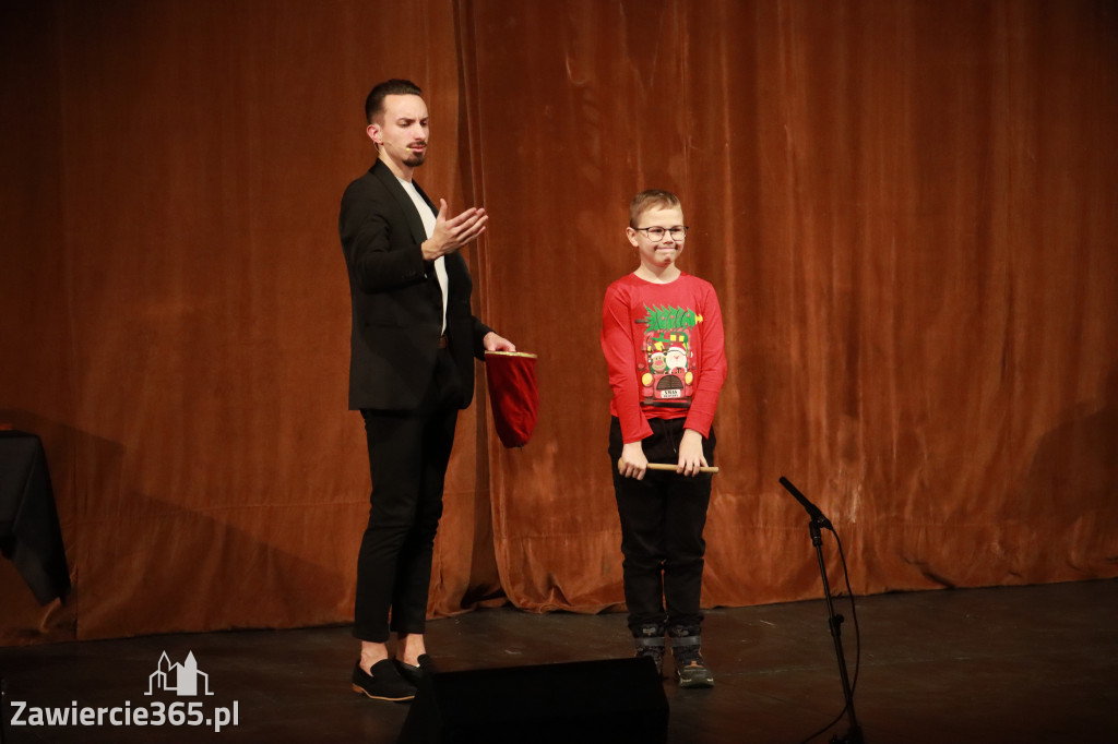 Fotorelacja I: Mikołajki Mok Zawiercie - Paweł Kwiecień Małe Zawiercie i Chór Tutti