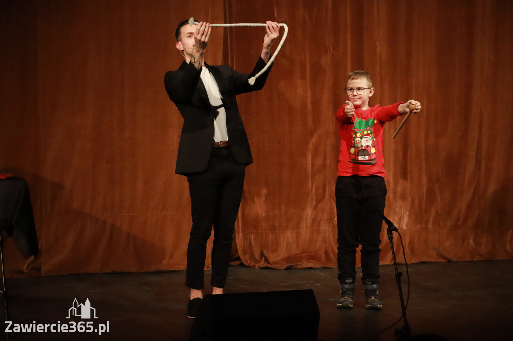 Fotorelacja I: Mikołajki Mok Zawiercie - Paweł Kwiecień Małe Zawiercie i Chór Tutti