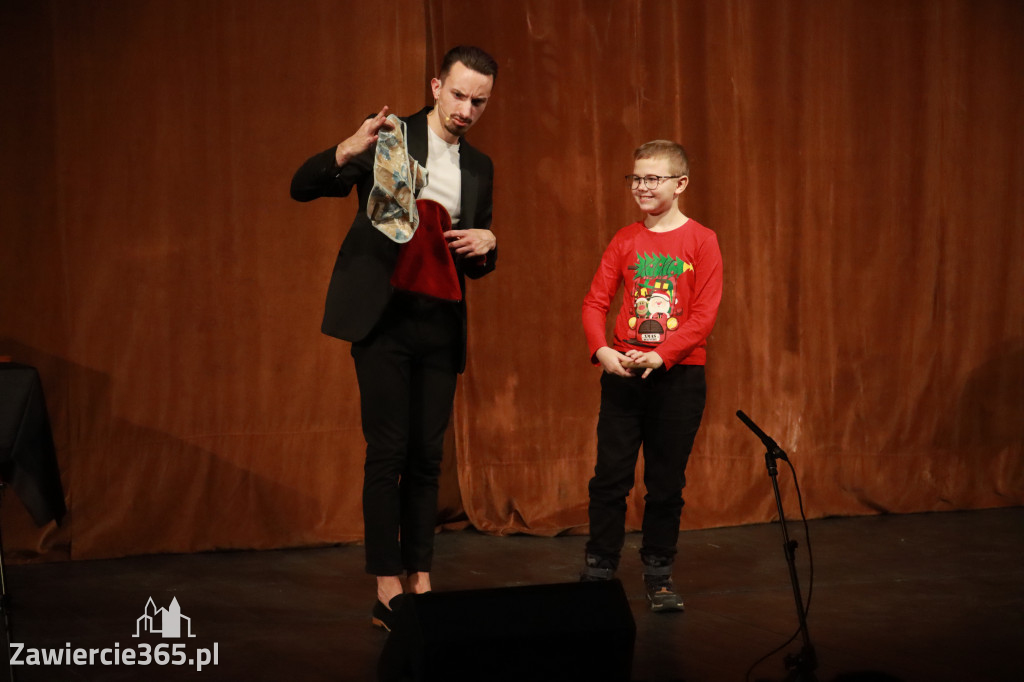 Fotorelacja I: Mikołajki Mok Zawiercie - Paweł Kwiecień Małe Zawiercie i Chór Tutti