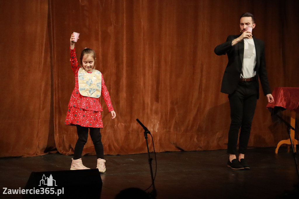 Fotorelacja I: Mikołajki Mok Zawiercie - Paweł Kwiecień Małe Zawiercie i Chór Tutti