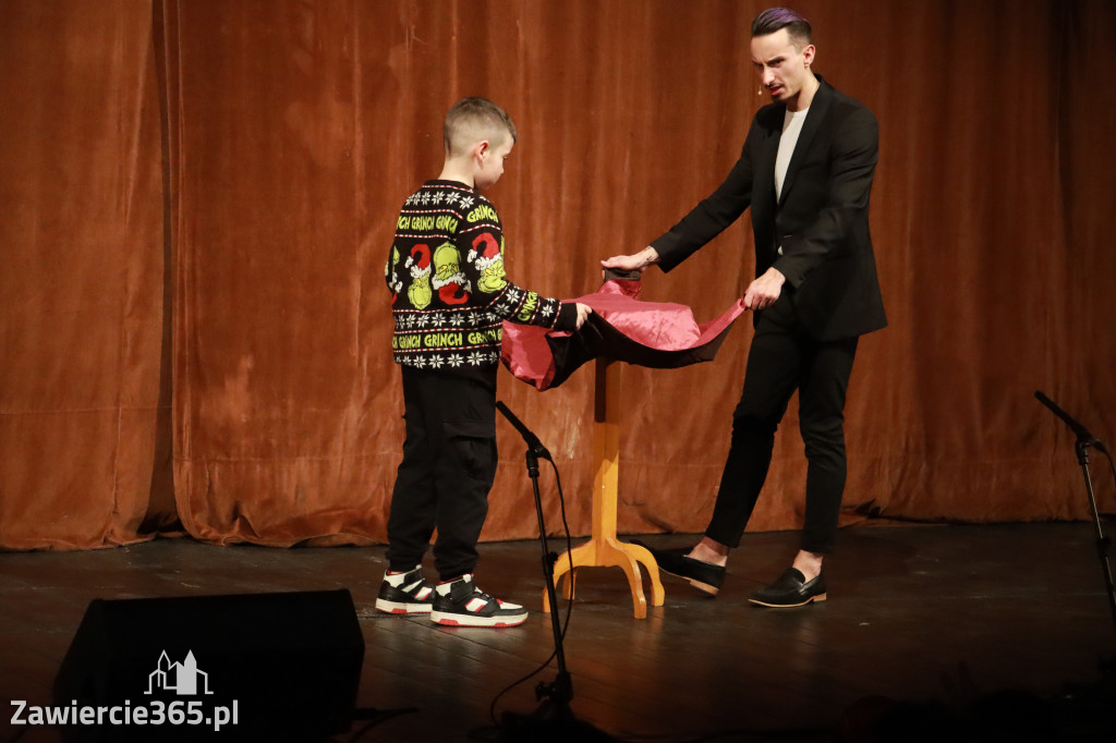 Fotorelacja I: Mikołajki Mok Zawiercie - Paweł Kwiecień Małe Zawiercie i Chór Tutti