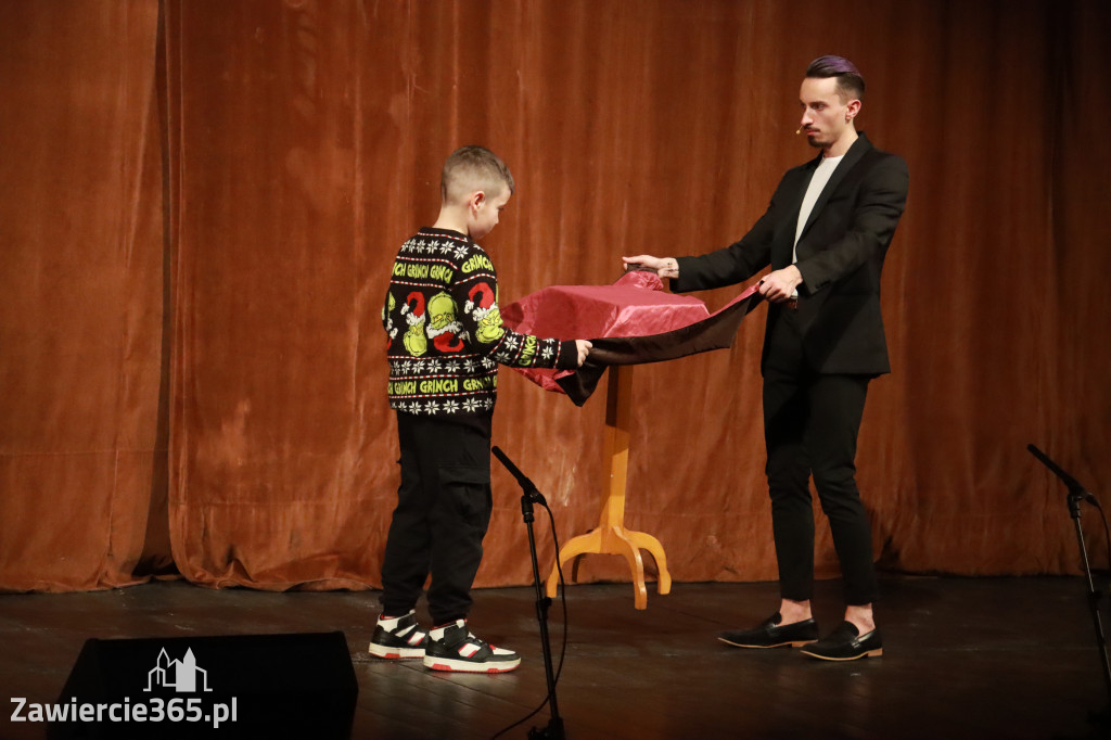 Fotorelacja I: Mikołajki Mok Zawiercie - Paweł Kwiecień Małe Zawiercie i Chór Tutti