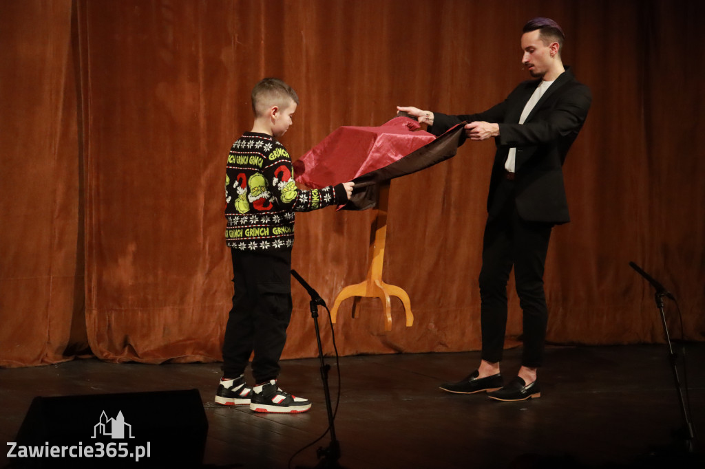 Fotorelacja I: Mikołajki Mok Zawiercie - Paweł Kwiecień Małe Zawiercie i Chór Tutti