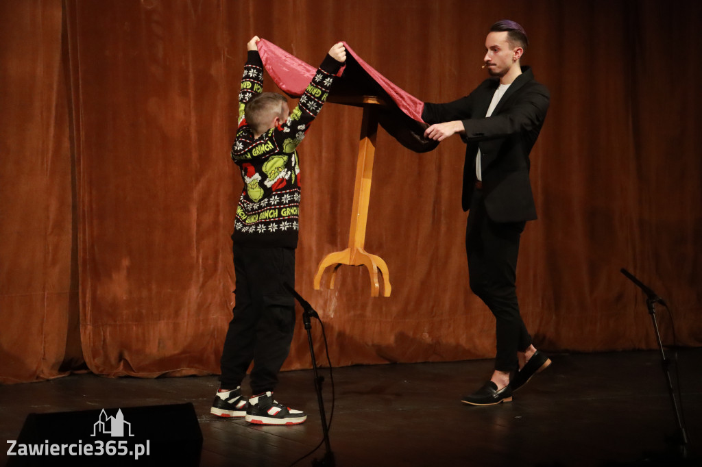 Fotorelacja I: Mikołajki Mok Zawiercie - Paweł Kwiecień Małe Zawiercie i Chór Tutti