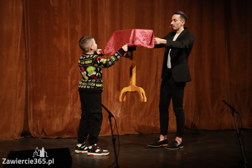 Fotorelacja I: Mikołajki Mok Zawiercie - Paweł Kwiecień Małe Zawiercie i Chór Tutti