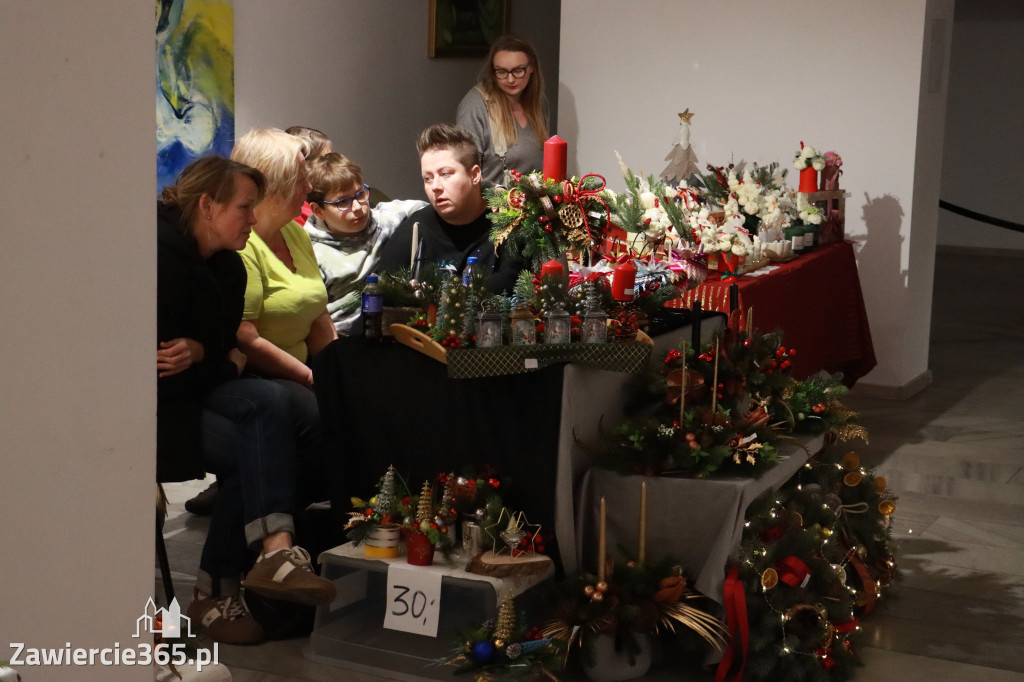 Fotorelacja I: Mikołajki Mok Zawiercie - Paweł Kwiecień Małe Zawiercie i Chór Tutti