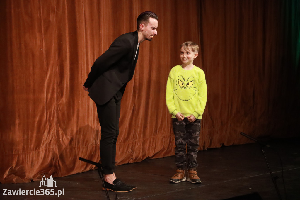 Fotorelacja I: Mikołajki Mok Zawiercie - Paweł Kwiecień Małe Zawiercie i Chór Tutti