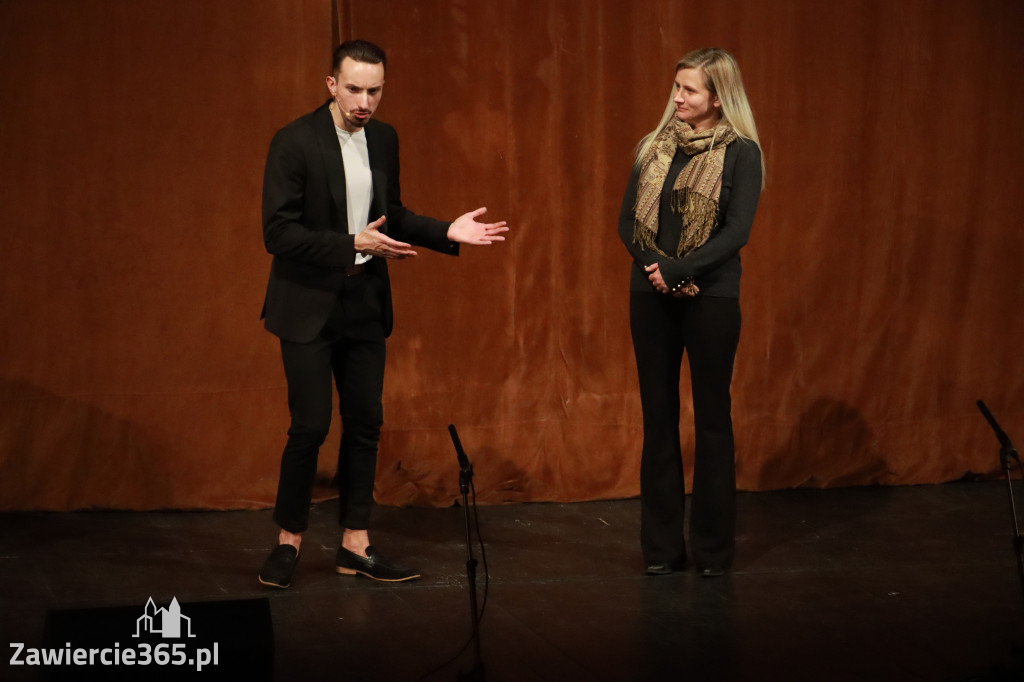 Fotorelacja I: Mikołajki Mok Zawiercie - Paweł Kwiecień Małe Zawiercie i Chór Tutti