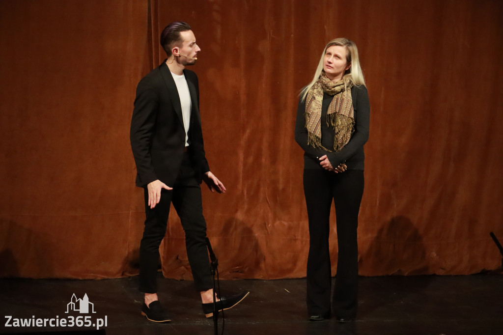 Fotorelacja I: Mikołajki Mok Zawiercie - Paweł Kwiecień Małe Zawiercie i Chór Tutti