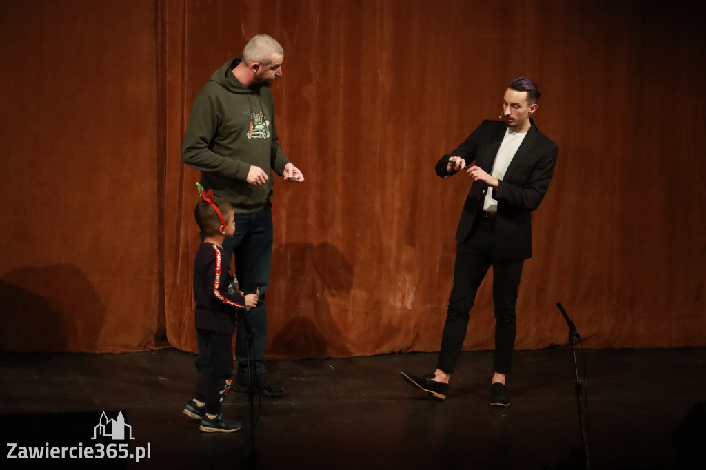 Fotorelacja I: Mikołajki Mok Zawiercie - Paweł Kwiecień Małe Zawiercie i Chór Tutti