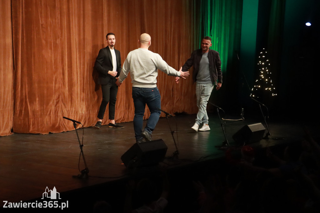 Fotorelacja I: Mikołajki Mok Zawiercie - Paweł Kwiecień Małe Zawiercie i Chór Tutti