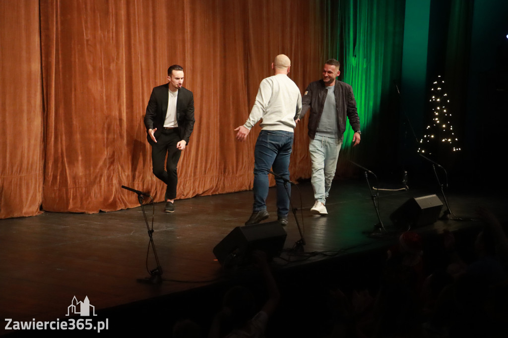 Fotorelacja I: Mikołajki Mok Zawiercie - Paweł Kwiecień Małe Zawiercie i Chór Tutti