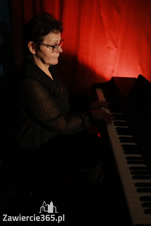 Fotorelacja I: Mikołajki Mok Zawiercie - Paweł Kwiecień Małe Zawiercie i Chór Tutti