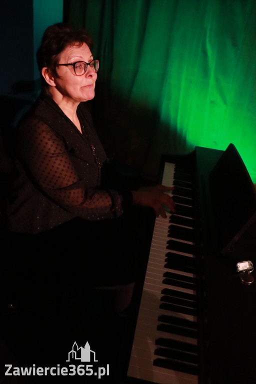 Fotorelacja I: Mikołajki Mok Zawiercie - Paweł Kwiecień Małe Zawiercie i Chór Tutti