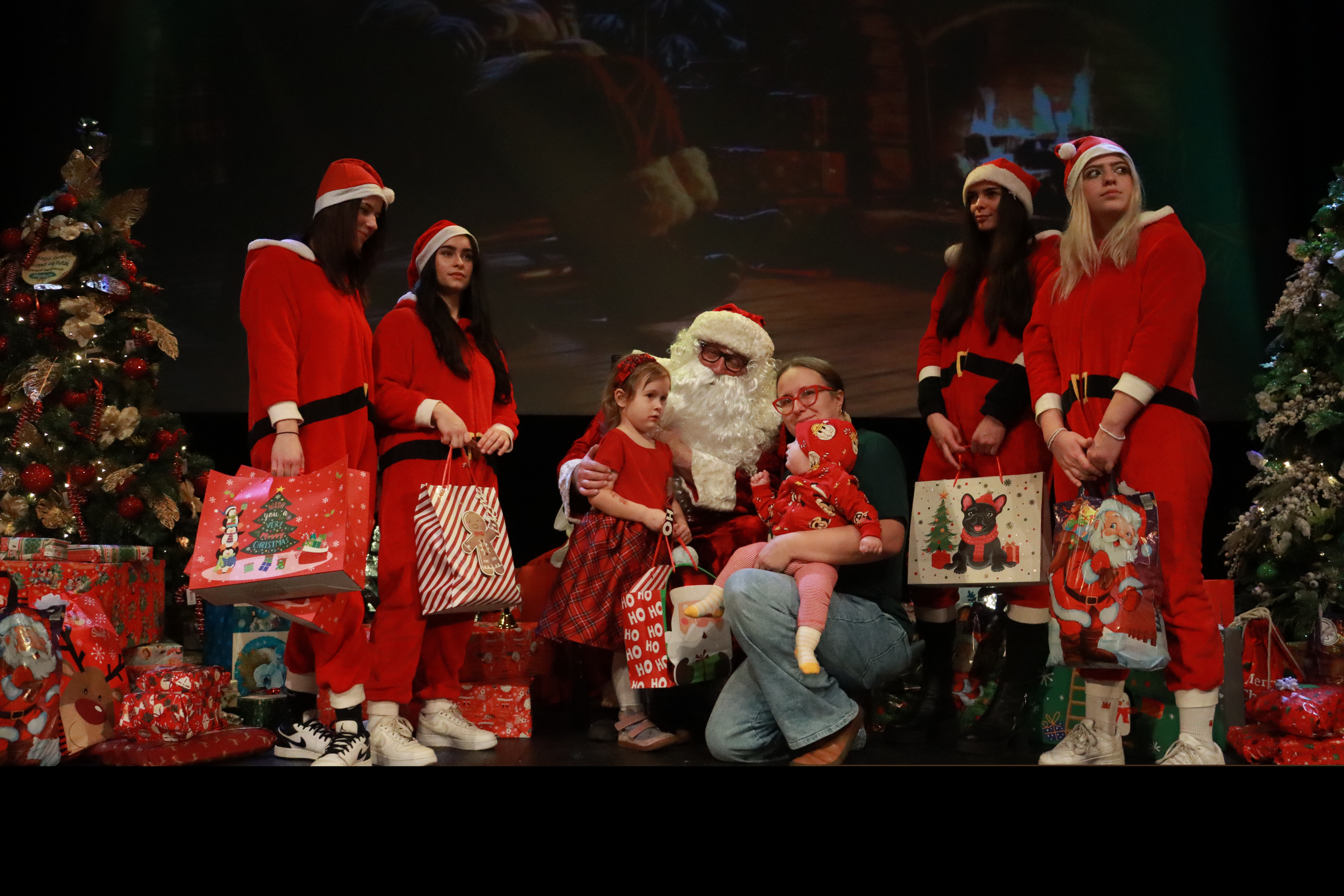 Fotorelacja II: Mikołaj w MOK Zawiercie