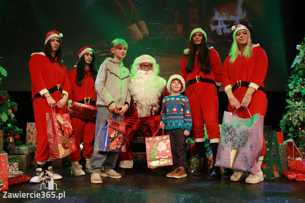 Fotorelacja II: Mikołaj w MOK Zawiercie