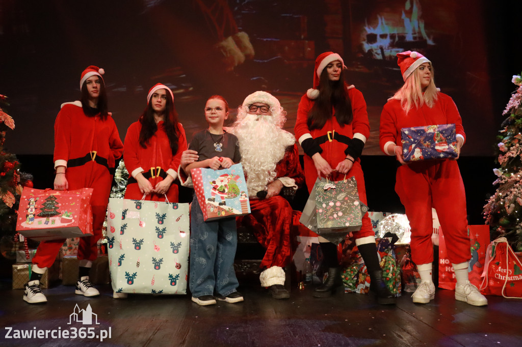 Fotorelacja II: Mikołaj w MOK Zawiercie