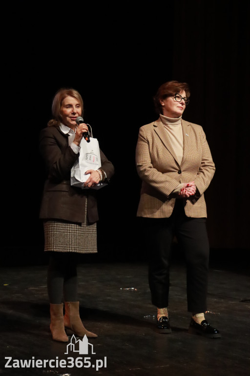 Fotorelacja: Świętowanie z Seniorami w MOK Zawiercie